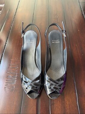 Stuart Weitzman Black Patent Leather Slingback Peep-Toe Heels with Cutout Detail